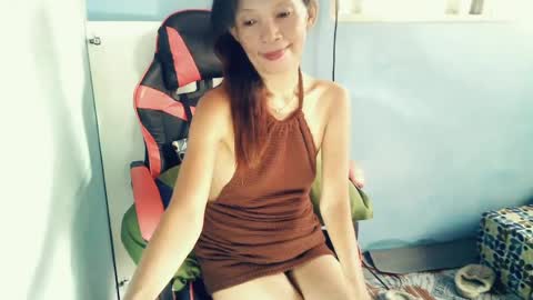 Snapshot of honey_mollyxx chatting on June 28, 2026, 3:34 am honey_mollyxx online show from June 28, 2026, 3:34 am