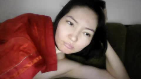 honey_yuzu online show from June 11, 2026, 4:38 pm