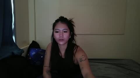 Snapshot of honeyafterdark_ chatting on April 5, 2026, 10:40 pm HoneyAfterDark online show from April 5, 2026, 10:40 pm
