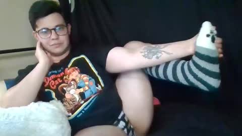 honeybeecas online show from February 16, 2026, 10:17 pm