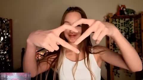 Masha online show from May 13, 2026, 2:25 pm