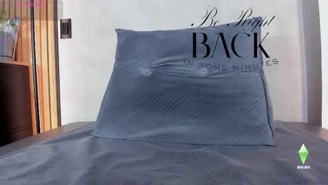 Sofia independent model online show from November 6, 2025, 11:22 am