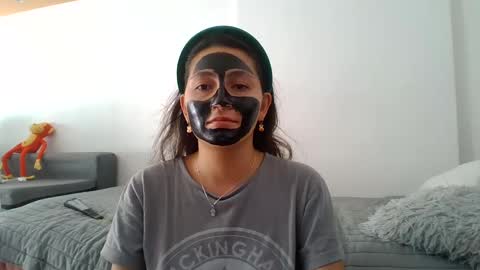 Snapshot of honeymoon1212 chatting on February 7, 2025, 7:49 pm Mila K online show from February 7, 2025, 7:49 pm