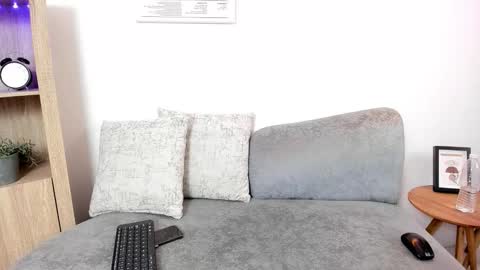 honeymoon_sariel online show from October 2, 2025, 7:43 pm