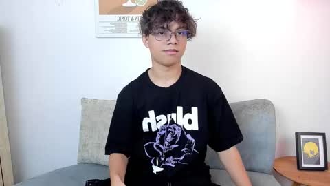 honeymoon_sariel online show from March 2, 2026, 1:40 pm