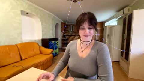 Vita online show from November 3, 2025, 8:15 am