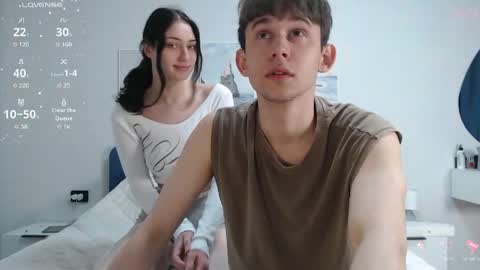 Snapshot of honeystormxxx chatting on April 18, 2026, 7:40 pm Noah and Sophie online show from April 18, 2026, 7:40 pm