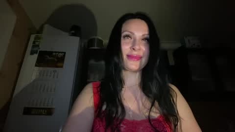 Snapshot of honeyvibe26 chatting on June 2, 2026, 8:11 pm honeyvibe26 online show from June 2, 2026, 8:11 pm