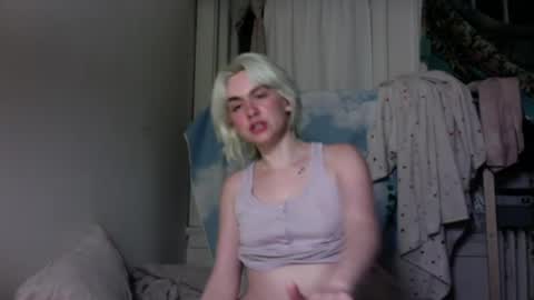 Snapshot of honeyxlimbed chatting on August 5, 2026, 3:53 am Emi Rose online show from August 5, 2026, 3:53 am