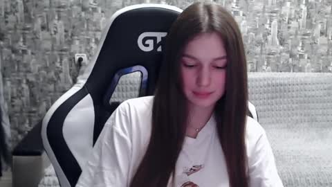 Nancy online show from December 5, 2024, 1:28 pm