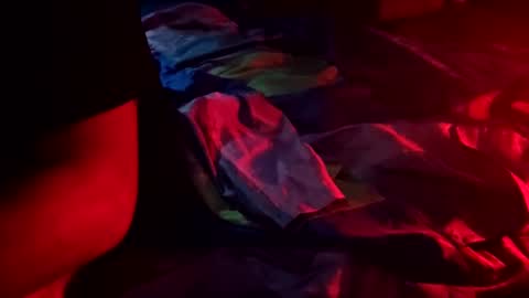 hongdong online show from September 16, 2025, 10:16 am