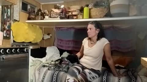 hoodoou online show from December 15, 2025, 2:38 am