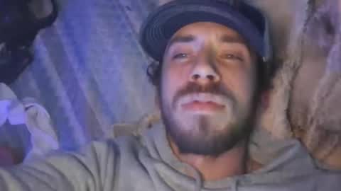 Snapshot of hook022812 chatting on November 14, 2025, 6:56 am CapnHook online show from November 14, 2025, 6:56 am