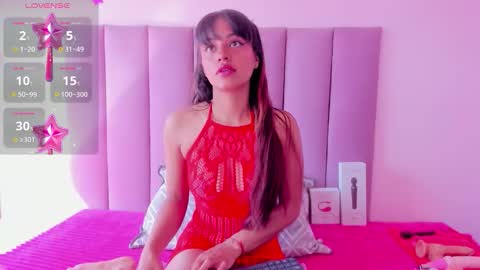 holly online show from September 25, 2025, 8:12 pm