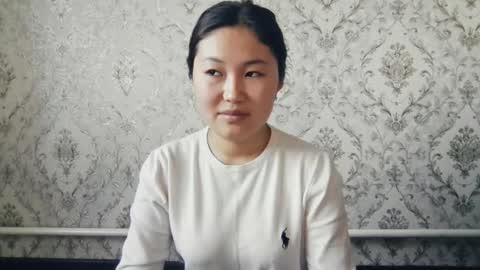 Hana Kim online show from March 25, 2026, 12:55 pm