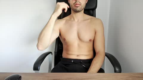 Oliver Saints online show from March 1, 2026, 2:08 pm