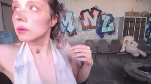 Snapshot of horndemonroxy chatting on September 9, 2025, 2:38 pm Roxy online show from September 9, 2025, 2:38 pm