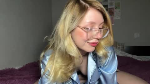 Audrey online show from January 8, 2025, 2:03 am
