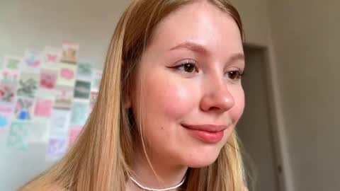 Snapshot of horney_audrey chatting on April 27, 2026, 2:31 am Audrey online show from April 27, 2026, 2:31 am