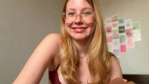 Snapshot of horney_audrey chatting on May 21, 2026, 2:29 am Audrey online show from May 21, 2026, 2:29 am