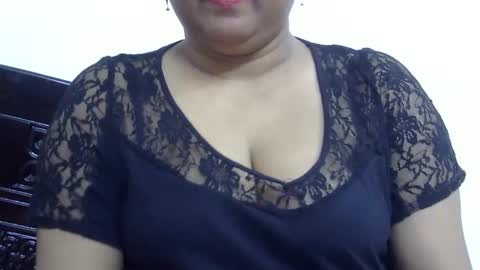 horneydesibabe online show from December 18, 2024, 5:42 pm