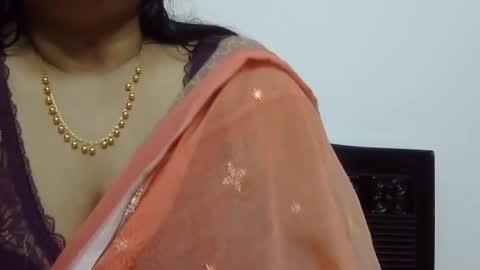 horneydesibabe online show from December 27, 2024, 3:26 pm