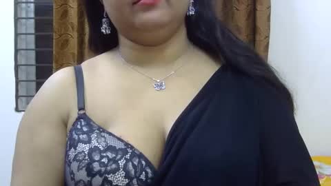 horneydesibabe online show from December 31, 2024, 2:36 pm