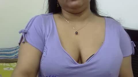 horneydesibabe online show from January 15, 2025, 7:44 pm