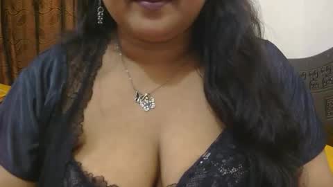 horneydesibabe online show from October 23, 2025, 6:39 pm