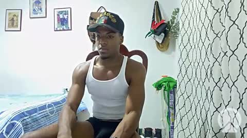Snapshot of horneyguy2399 chatting on December 31, 2024, 7:20 am sugarbaby online show from December 31, 2024, 7:20 am