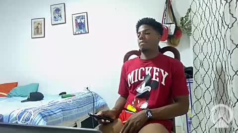 Snapshot of horneyguy2399 chatting on January 5, 2025, 7:17 pm sugarbaby online show from January 5, 2025, 7:17 pm