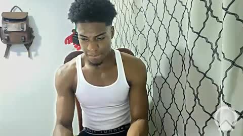 Snapshot of horneyguy2399 chatting on January 14, 2025, 1:26 am sugarbaby online show from January 14, 2025, 1:26 am