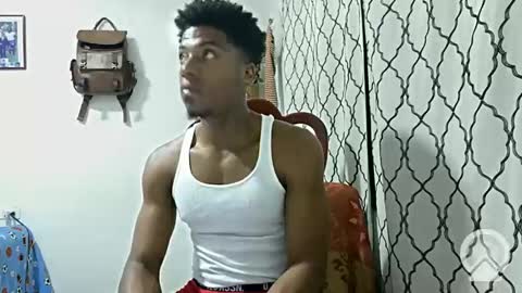 Snapshot of horneyguy2399 chatting on January 19, 2025, 12:49 am sugarbaby online show from January 19, 2025, 12:49 am