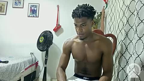 Snapshot of horneyguy2399 chatting on February 7, 2025, 3:23 am sugarbaby online show from February 7, 2025, 3:23 am