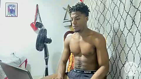 Snapshot of horneyguy2399 chatting on February 8, 2025, 7:16 pm sugarbaby online show from February 8, 2025, 7:16 pm