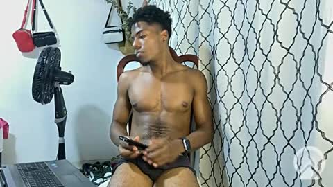 Snapshot of horneyguy2399 chatting on February 9, 2025, 8:11 am sugarbaby online show from February 9, 2025, 8:11 am