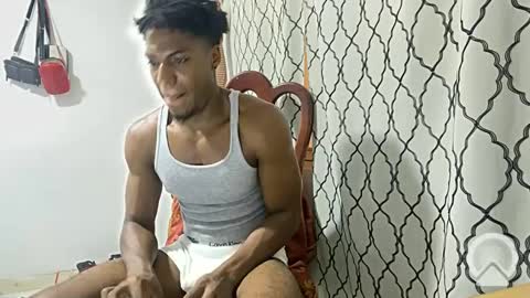 Snapshot of horneyguy2399 chatting on March 1, 2025, 6:43 pm sugarbaby online show from March 1, 2025, 6:43 pm