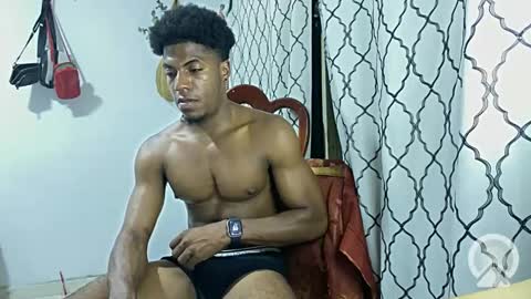 Snapshot of horneyguy2399 chatting on March 8, 2025, 1:17 am sugarbaby online show from March 8, 2025, 1:17 am