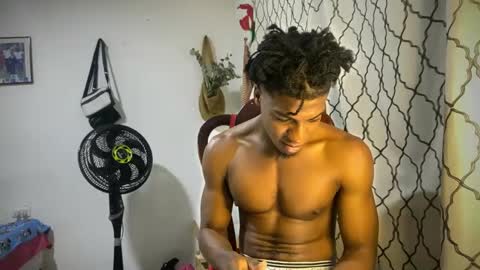 Snapshot of horneyguy2399 chatting on September 20, 2025, 2:07 pm sugarbaby online show from September 20, 2025, 2:07 pm