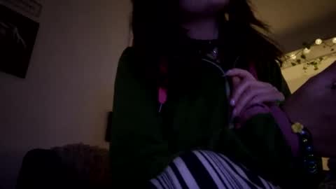 horneymomnextdoor online show from October 8, 2025, 2:53 am