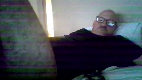 hensley online show from November 24, 2025, 5:01 pm