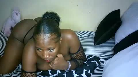 Snapshot of hornny4amani chatting on December 29, 2024, 9:52 pm AMANI online show from December 29, 2024, 9:52 pm