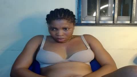 Snapshot of horny4bum chatting on February 25, 2025, 10:29 pm horny4bum online show from February 25, 2025, 10:29 pm