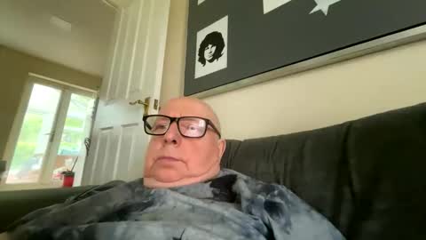 Cum suck Me off online show from March 29, 2026, 8:47 am