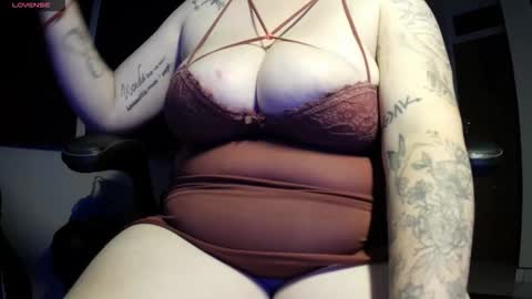 Misty online show from October 23, 2025, 7:12 pm