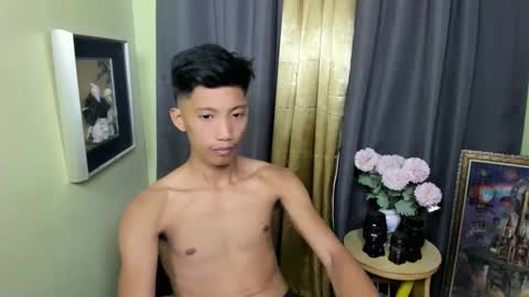 Snapshot of horny_asianmoreno chatting on February 25, 2025, 4:21 pm ROGER online show from February 25, 2025, 4:21 pm