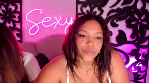 Snapshot of horny_babyss chatting on January 16, 2025, 2:09 am CATALINA Y LAURA online show from January 16, 2025, 2:09 am