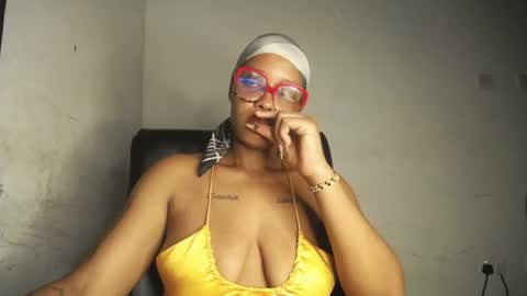 horny_ebonygirl_ online show from May 25, 2026, 5:24 am