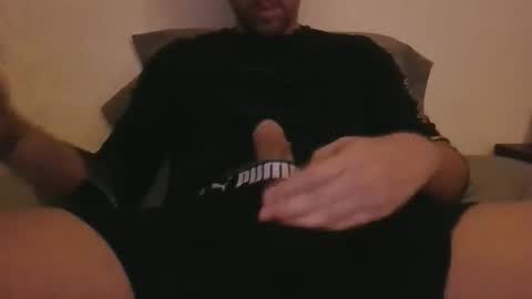 Snapshot of horny_matias chatting on April 17, 2026, 8:06 am horny_matias online show from April 17, 2026, 8:06 am