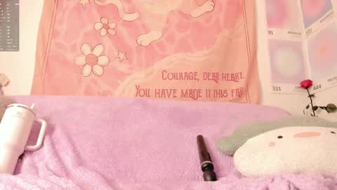 Snapshot of horny_moly chatting on February 9, 2025, 4:36 am The girl with butterfly lips online show from February 9, 2025, 4:36 am